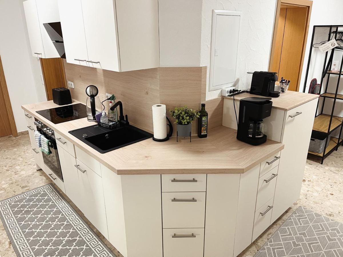 Bohnapartments Elisa: Cozy 3-Bedroom with Free Parking Erfurt Exterior photo