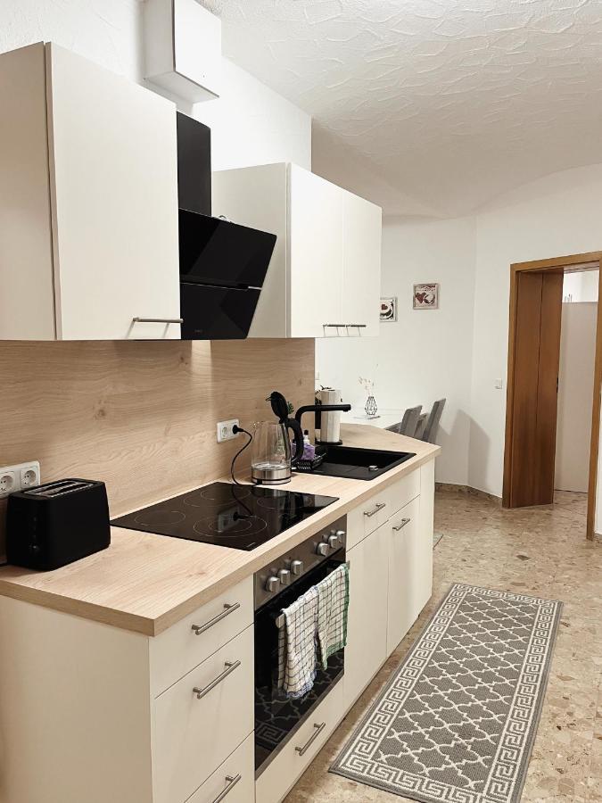 Bohnapartments Elisa: Cozy 3-Bedroom with Free Parking Erfurt Exterior photo